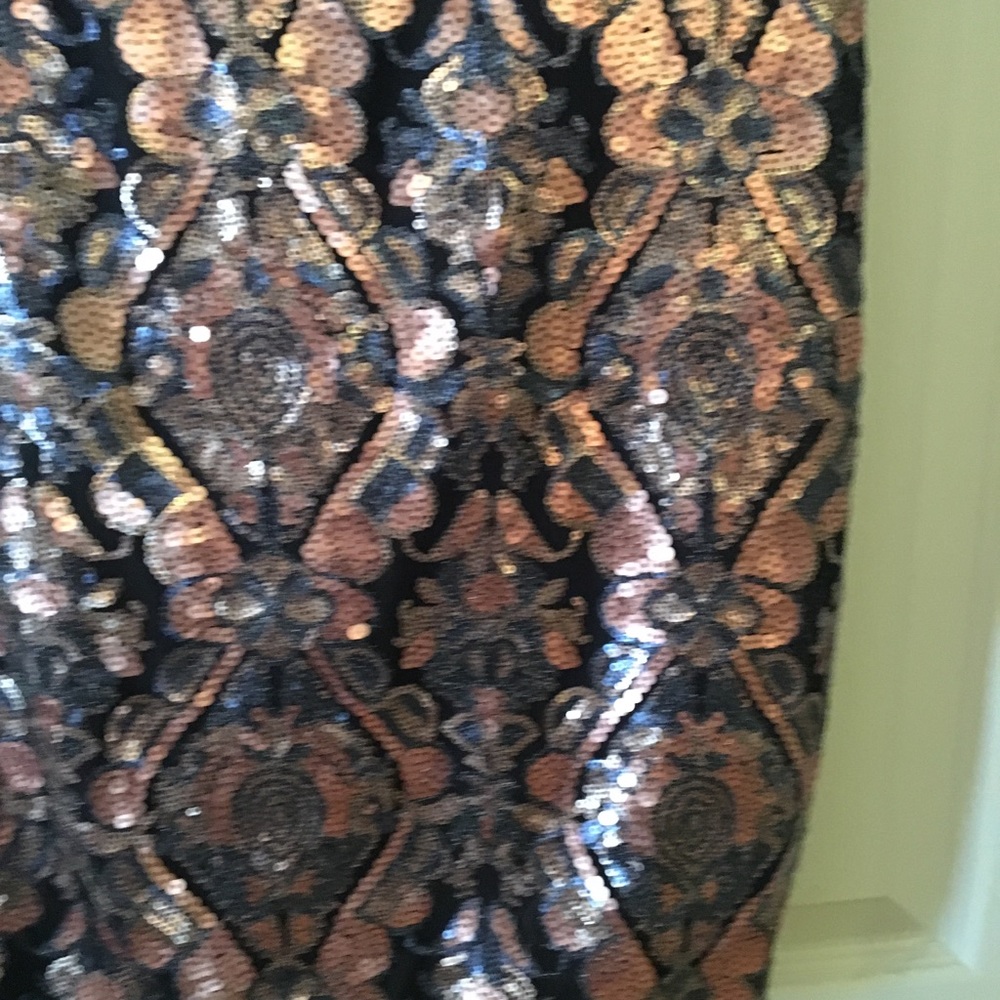 Dress - Picture 4 of 5